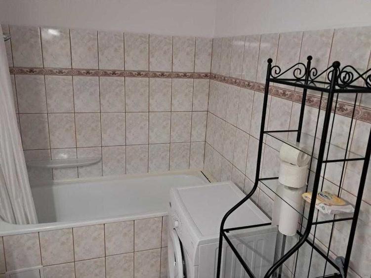 Apartament cu 2 camere semidecomandat în Dosu Bricii