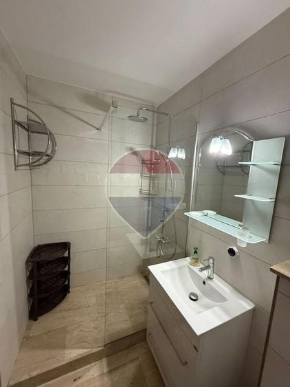 Apartament cu 2 camere decomandat, mobilat în Vasile Alecsandri