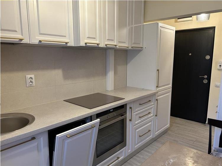 Apartament cu 2 camere semidecomandat, mobilat în Gheorgheni