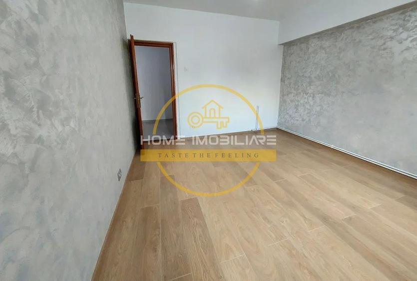 Apartament cu 3 camere decomandat în Păcurari