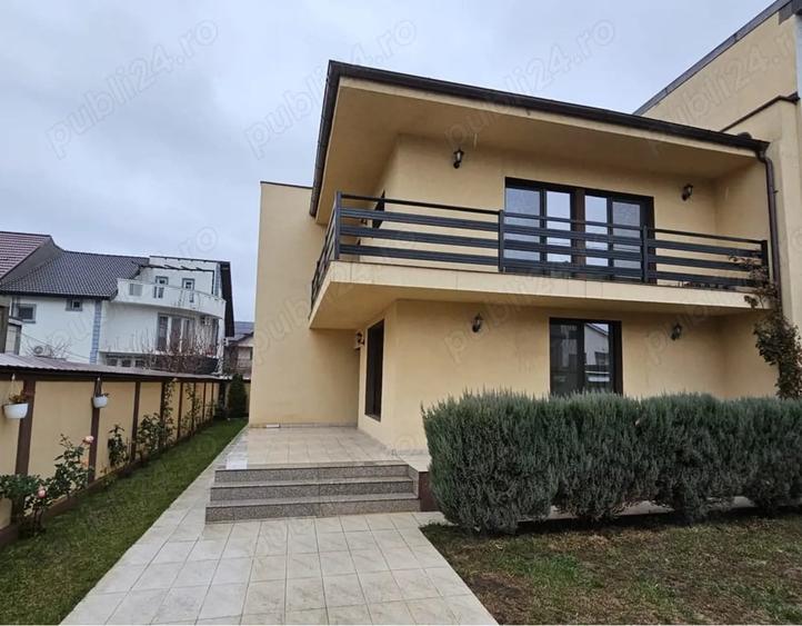 Casă cu Teren 287 Mp în Central