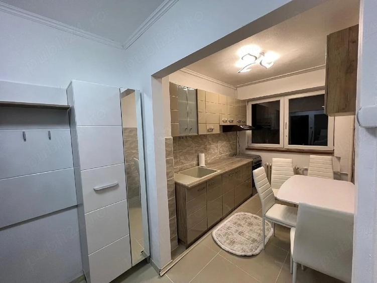 Apartament cu 3 camere decomandat, mobilat în Ferdinand