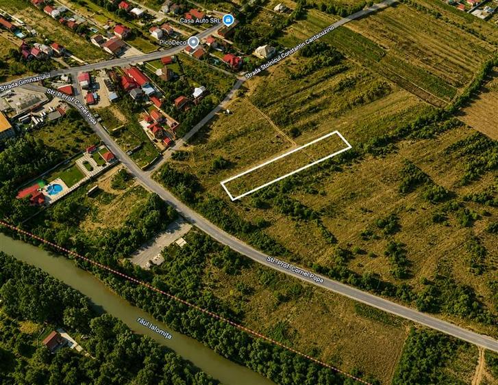 Teren Construcții intravilan de 1537 mp, în Est