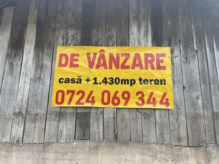 Casă cu 3 camere în Cotenești