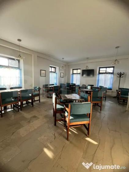 Casă cu 4 camere cu Teren 380 Mp în Central