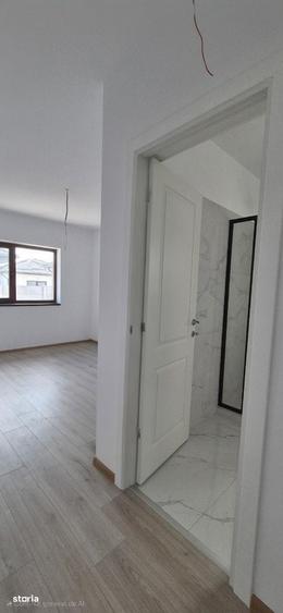 Casă cu 4 camere cu Teren 350 Mp în Domnești