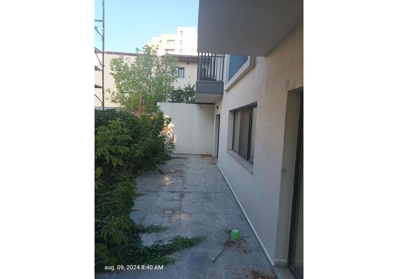 Spațiu comercial, de 67 mp, în Militari