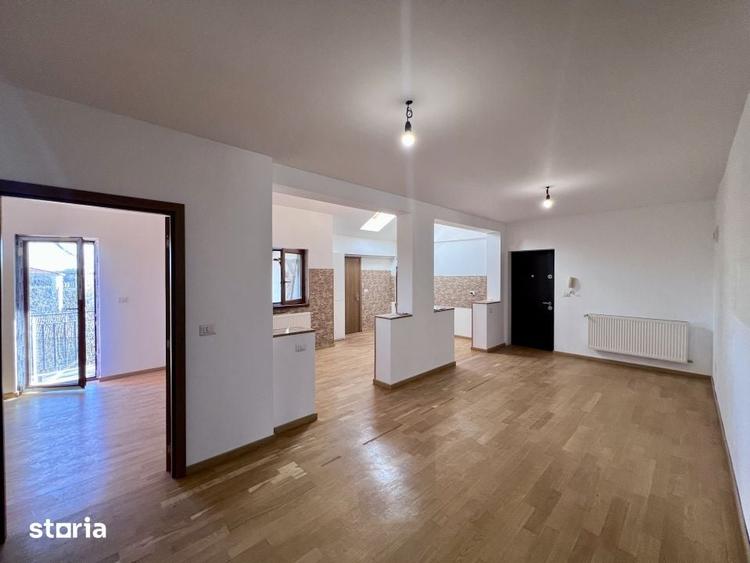 Apartament cu 3 camere în Girocului