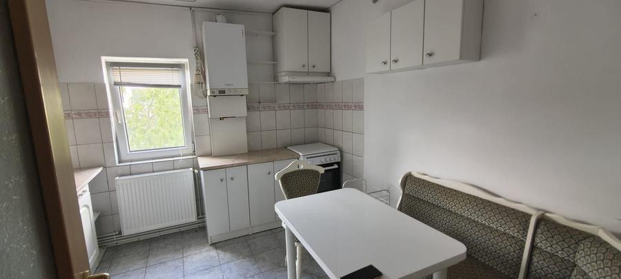 Apartament cu 2 camere semidecomandat, mobilat în Girocului
