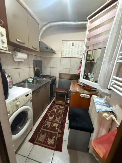 Garsonieră semidecomandată, mobilată în Craiovița Nouă