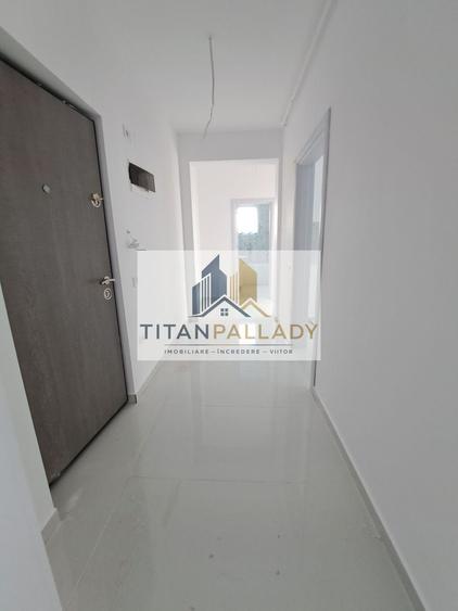Apartament cu 3 camere decomandat în Theodor Pallady