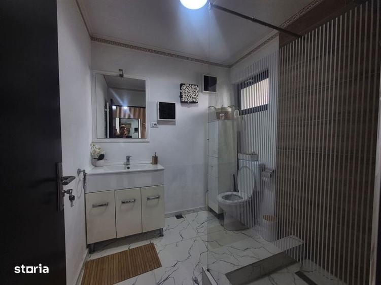 Casă cu 4 camere în Bucureasa