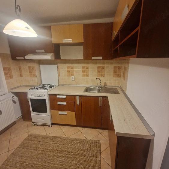 Inchiriez apartament 2 camere metrou Stefan cel Mare - 2