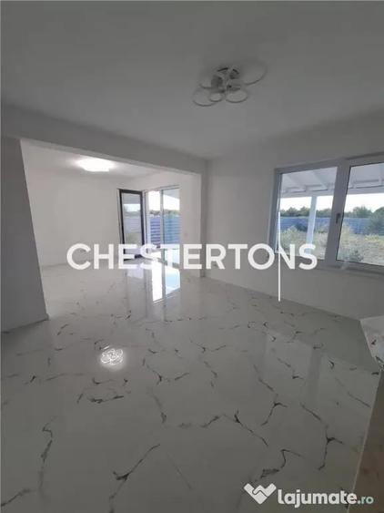 Casă cu 5 camere cu Teren 630 Mp în Corbeanca