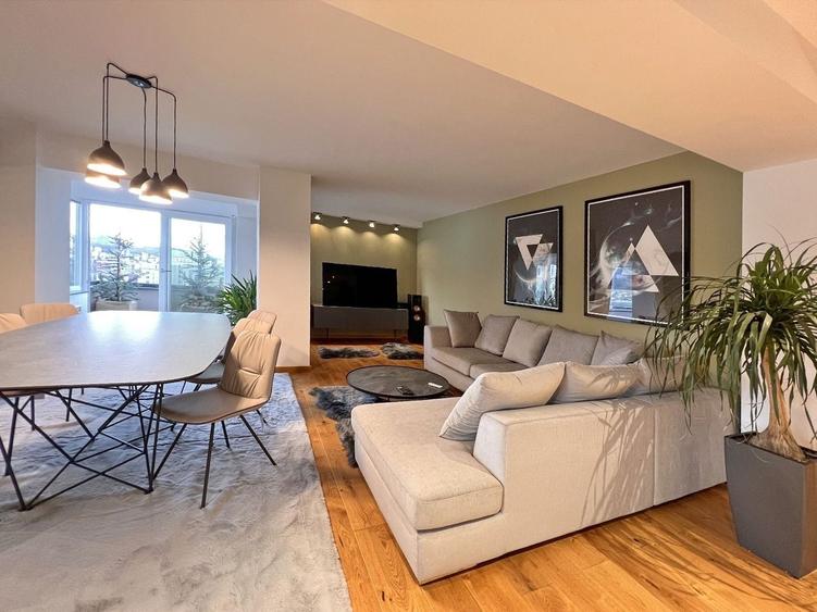 Apartament cu 3 camere decomandat, mobilat în Centrul Civic
