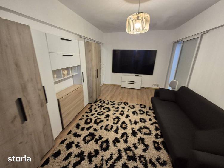 Apartament cu 2 camere decomandat în Muncii
