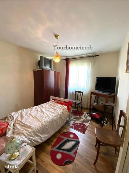 Apartament cu 2 camere semidecomandat în Craiovița Nouă