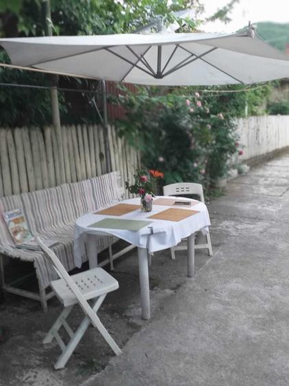 Casă cu 4 camere în Cocorăștii Caplii