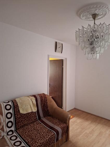 Apartament de vanzare - 6