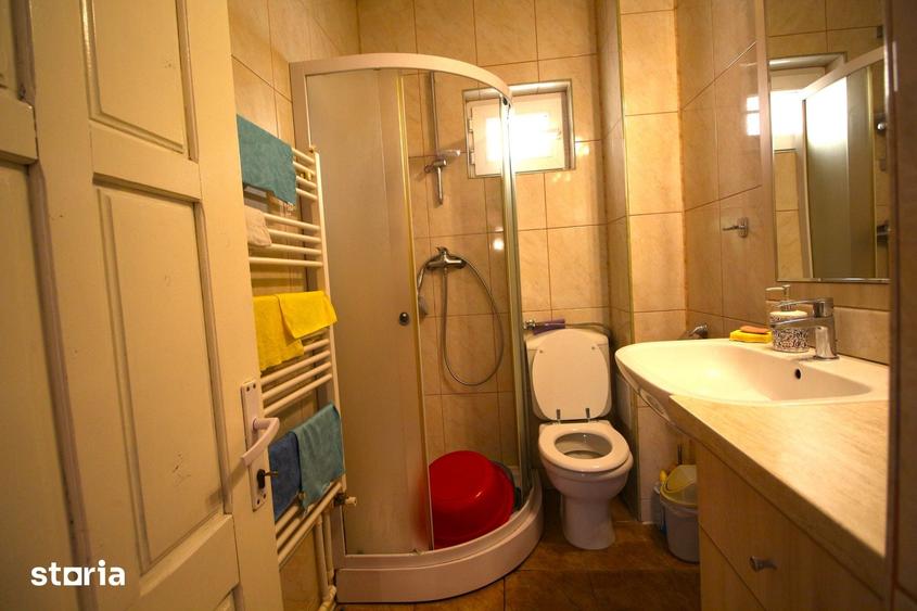 Casă cu 6 camere cu Teren 500 Mp în Nord