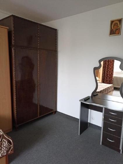 Garsonieră decomandată în Brâncoveanu
