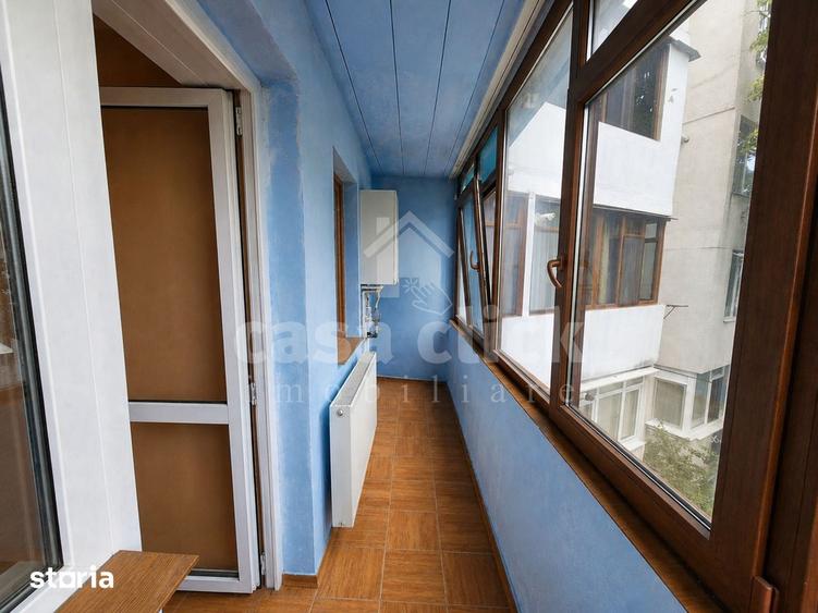 Apartament cu 2 camere decomandat în Micro 13