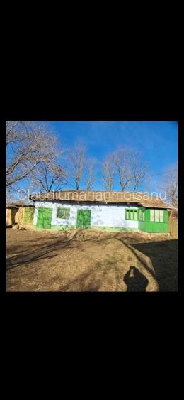Casă cu 3 camere cu Teren 33400 Mp în Căzănești