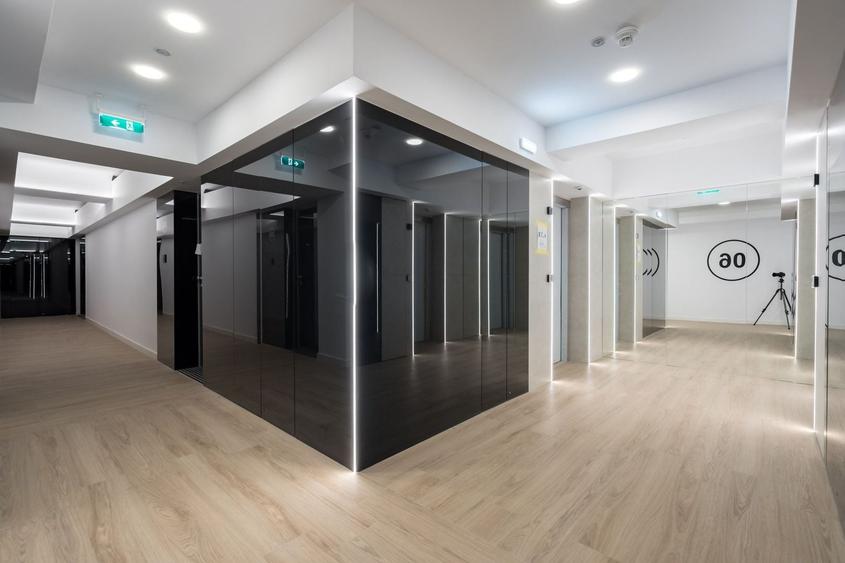 Apartament cu 3 camere decomandat, mobilat în Aviației