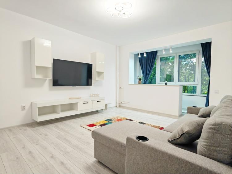 Apartament cu 2 camere decomandat în Drumul Taberei