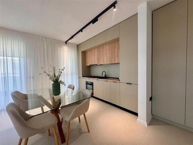 Apartament cu 2 camere decomandat, mobilat în Păulești