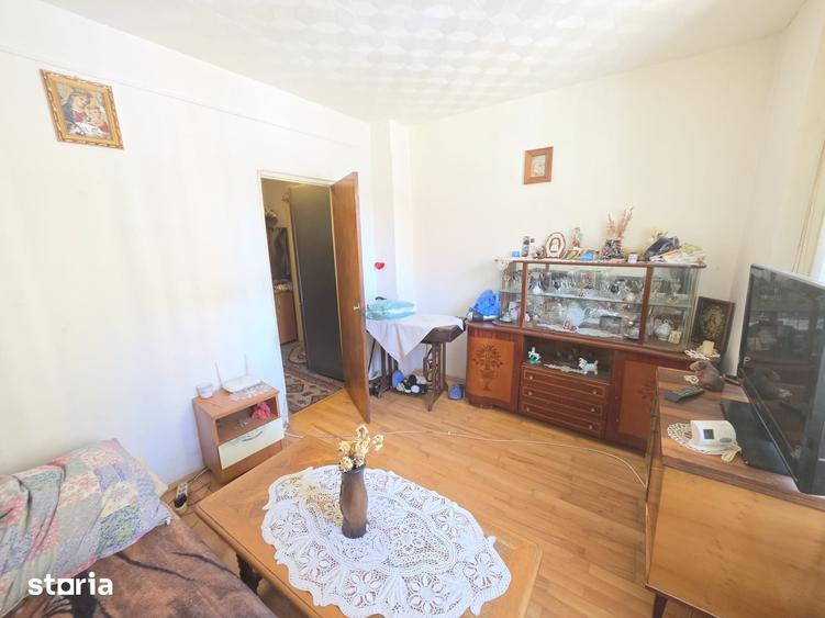 Apartament cu 2 camere semidecomandat în Florilor