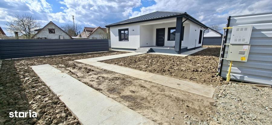 Casă cu 3 camere cu Teren 410 Mp în Șerbănești