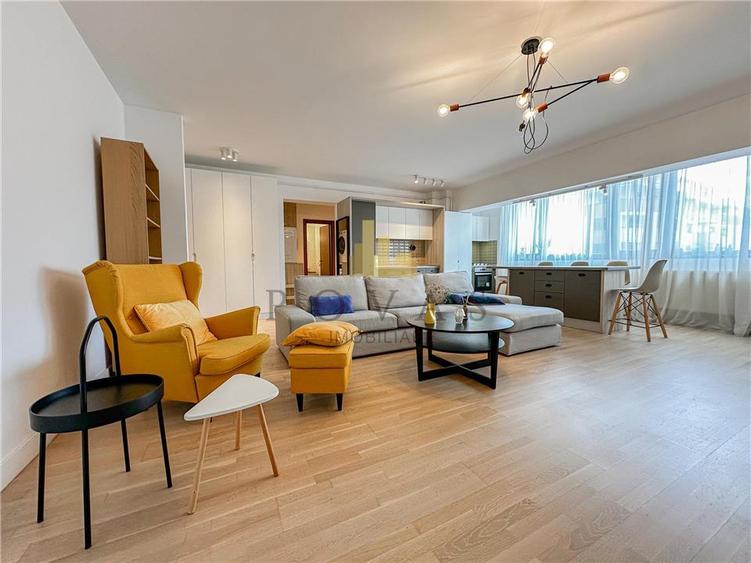 Apartament cu 3 camere semidecomandat, mobilat în Herăstrău