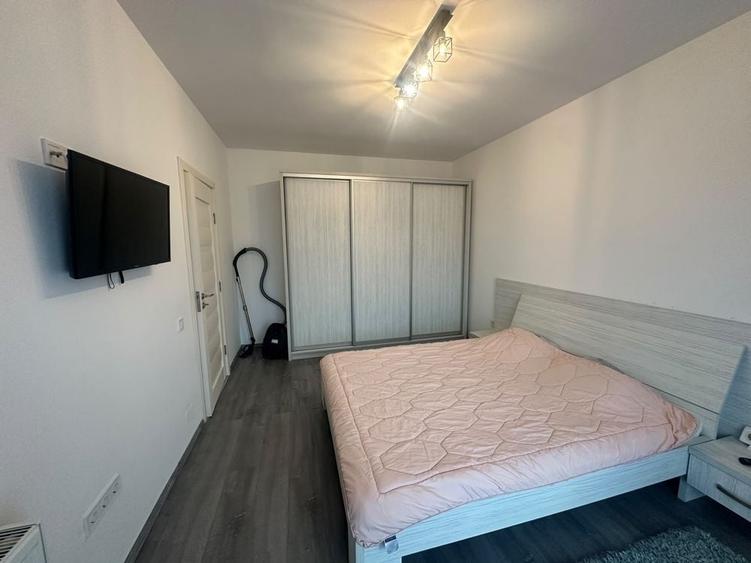 Inchiriez apartament cu parcare subterana - 6