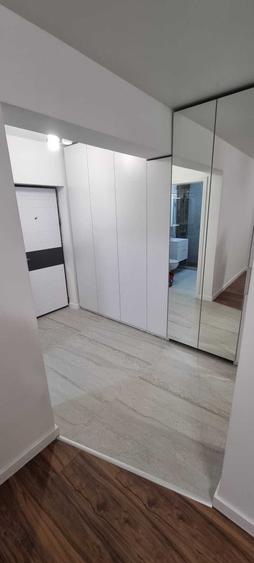 Garsonieră decomandată în Central