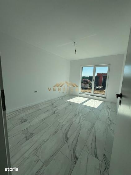 Casă cu 3 camere cu Teren 375 Mp în Vidra