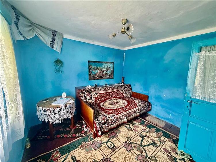 Casă cu 4 camere cu Teren 721 Mp în Bucium