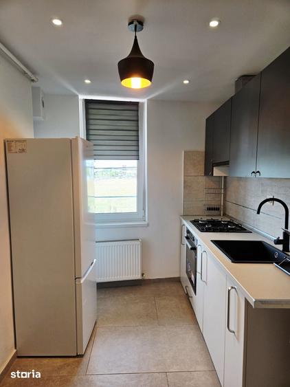 Apartament cu 3 camere semidecomandat în Chiajna
