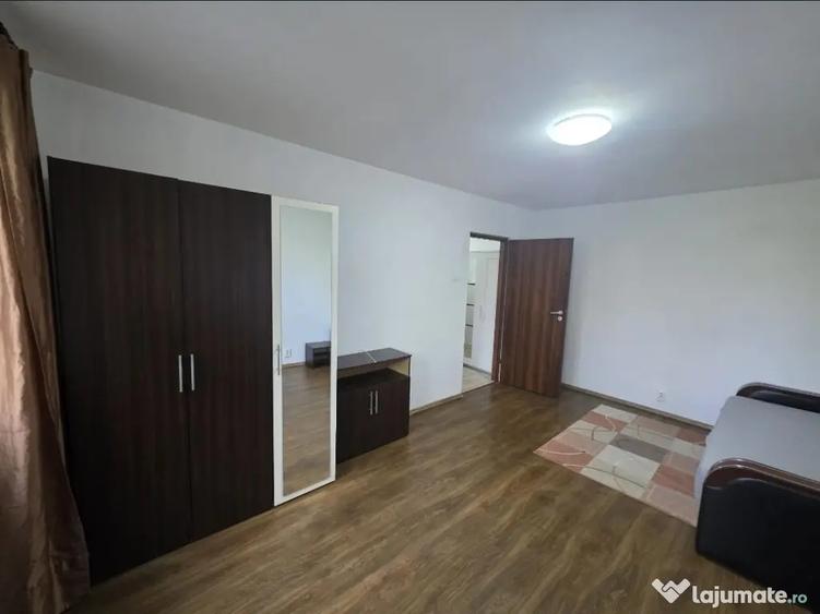 Garsonieră decomandată în Drumul Taberei