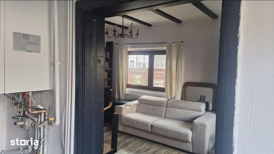 Casă cu 4 camere cu Teren 124 Mp în Rucăr