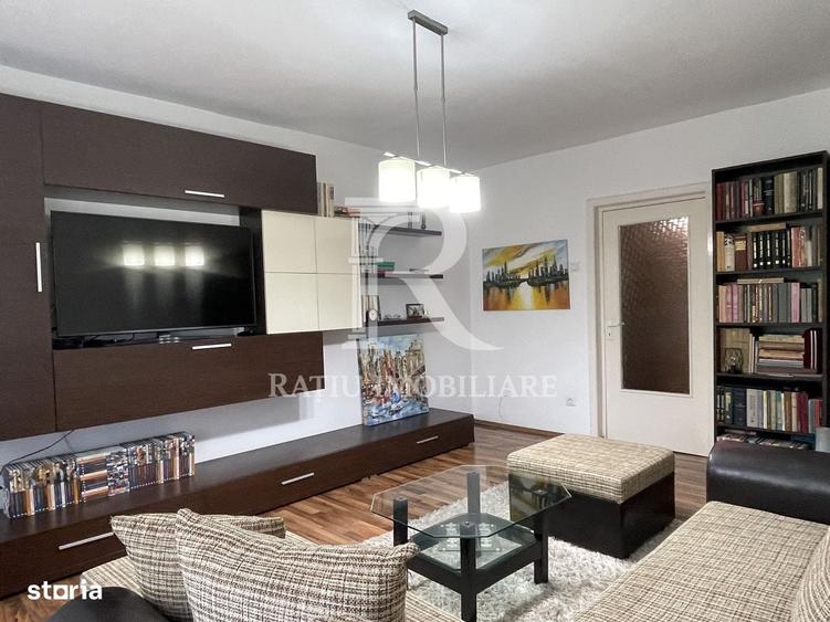 Apartament cu 3 camere decomandat în Dacia