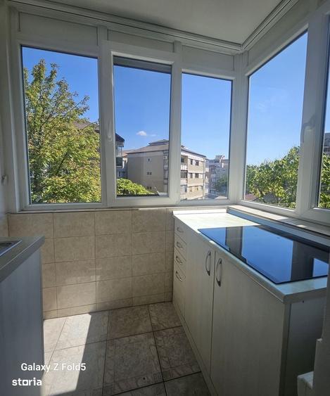 Apartament 3 camere complet renovat Decebal, Strada Doinei, Oradea - 5