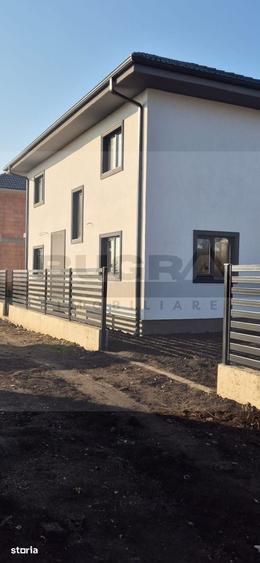 Casă cu 5 camere cu Teren 361 Mp în Jucu