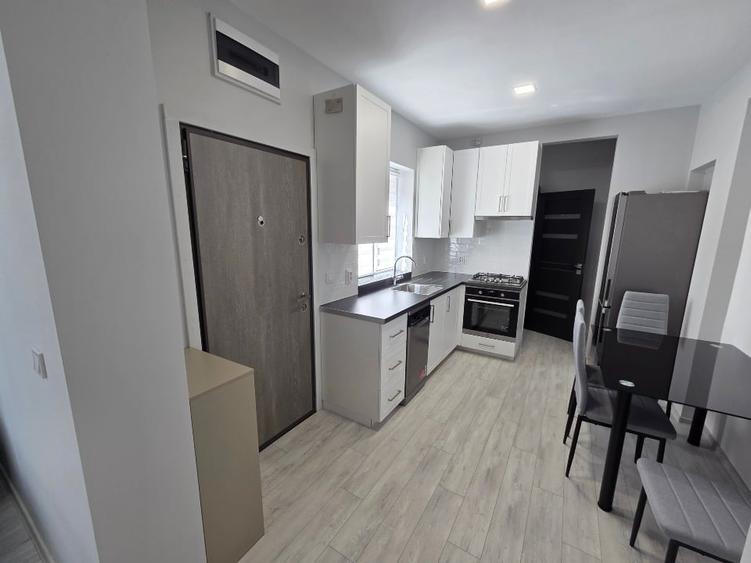 Apartament cu 2 camere semidecomandat în Central