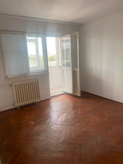 Apartament cu 2 camere decomandat în Km 4-5