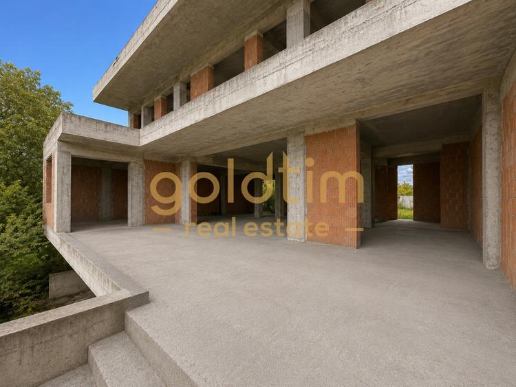 Casă individuală cu 5 camere cu Canalizare în Bâldana