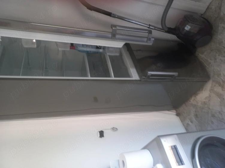 Casă cu 4 camere cu Teren 1600 Mp în Răcari
