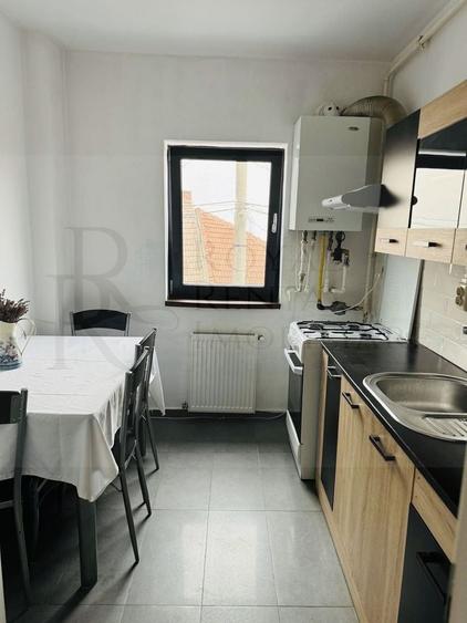 Apartament cu 2 camere decomandat, mobilat în Mărăști