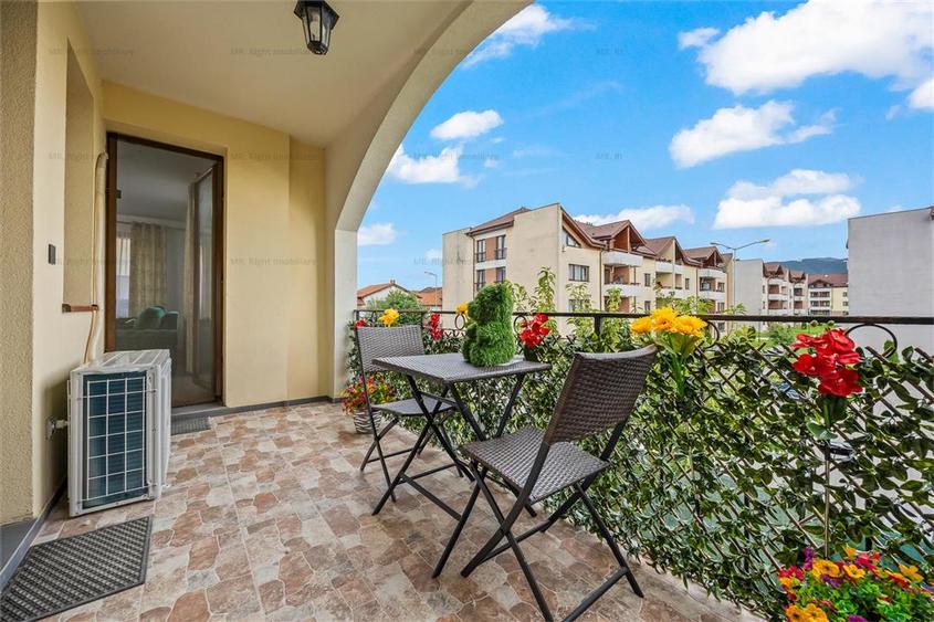 Apartament cu 2 camere decomandat în Tractorul