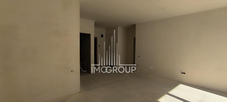 Apartament cu 3 camere decomandat în Baciu